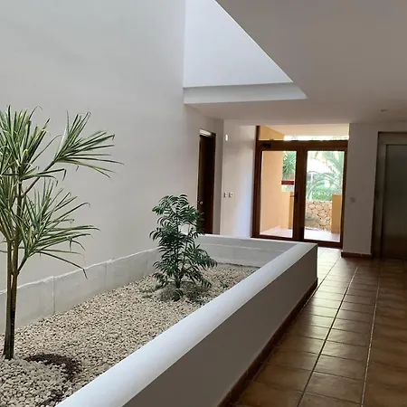 Appartement Spacious Ground Floor