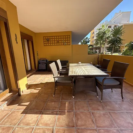Spacious Ground Floor *