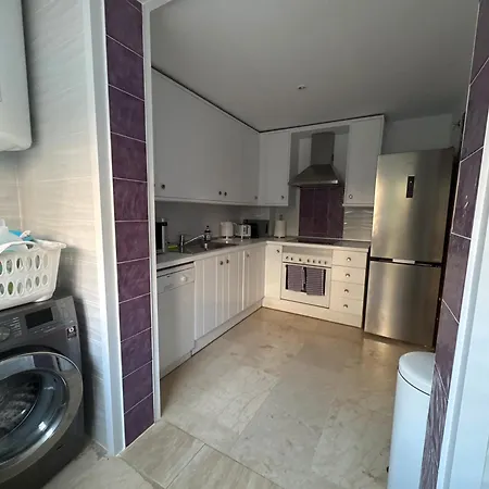 Appartement Spacious Ground Floor *