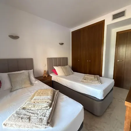 Appartement Spacious Ground Floor